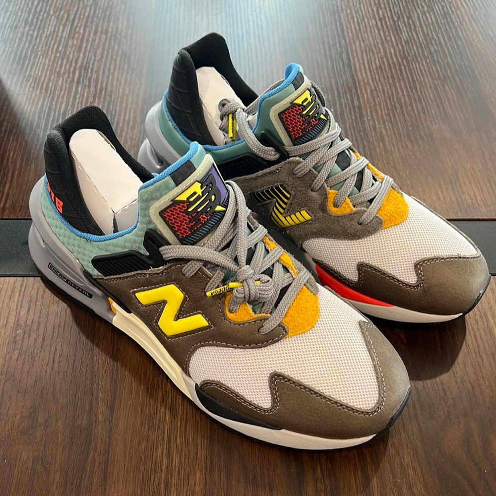 NWT New Balance x Bodega 997S, Size 9